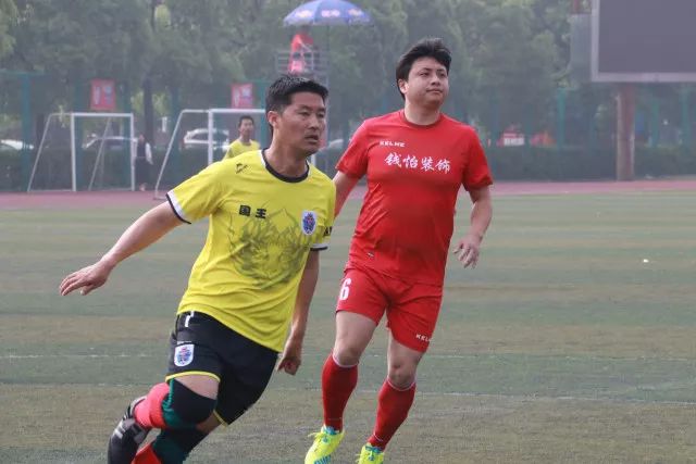 马竞官号已疯！宣布用4张门票报价亚马尔+嘲讽巴萨是狗